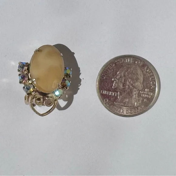 Vintage 1950s “Moonglow” earrings. - Picture 3 of 3